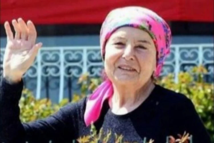 Türk sinemasınını ünlü yıldızı hayatını kaybetti