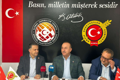 Çavuşoğlu’ndan KGK’ye “Kamu Diplomasisi” teşekkürü