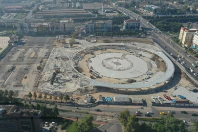 Kocaeli Milli İrade Meydanı'ndaki otoparkta sona yaklaşıldı