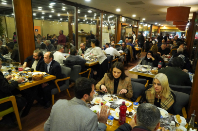 Bursa Meslekte Dayanışma ve Birlik Grubu üyeleri İftar yemeginde buluştu