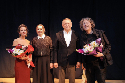 Ayvalık’ta Fikir ve Kültür Günleri başladı