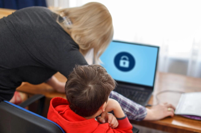 Yaz Tatilinde Dijital Tehlikelere Dikkat!