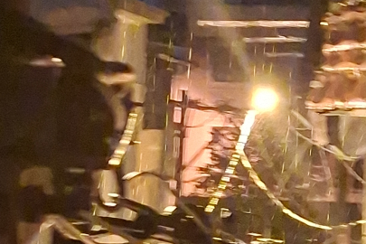 Bursa’da Geceyi Aydınlatan Şimşekler Yağmurun Etkisini Artırdı