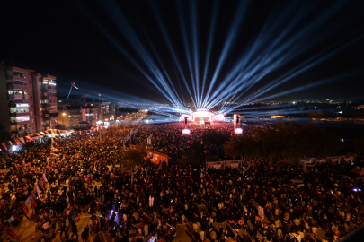 Bursa’da Muhteşem Cumhuriyet Coşkusu