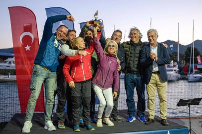 Cumhuriyet Kupası Yat Yarışlarında ödüller sahiplerini buldu