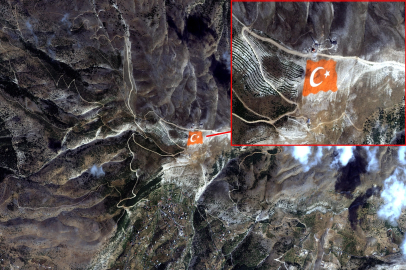 Onikişubat Belediyesi’nin dünyanın en büyük Türk Bayrağı uzaydan görüntülendi