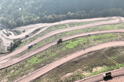 Büyükşehir'in Dokunuşlarıyla Kocaeli Yeşile Doyuyor