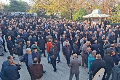 Bursa'nın sevilen ismini binlece kişi uğurladı