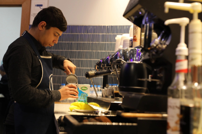 Büyükşehir’de Engeller Sevgiyle Aşılıyor