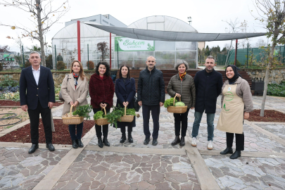 Bahçem Çayırova'da 'Toprak ve Sanat'  atölyesi etkinliği gerçekleştirildi