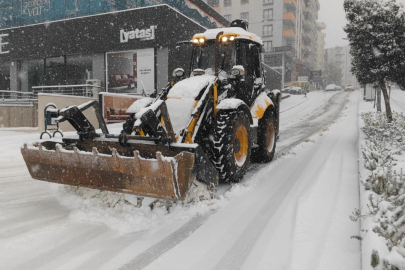 Mardin Büyükşehir de karla mücadelede