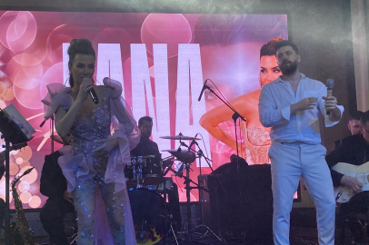 Almira Otel'de Kübra Lana coşkusu