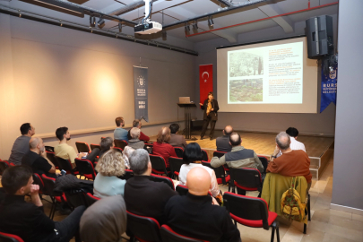 Bursa'nın Mimari Evrimi Yakın Planda