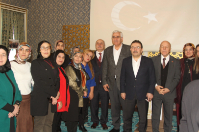 Erzurum'da AK Partili kadınlardan 'Köklerden Geleceğe' çalıştayı