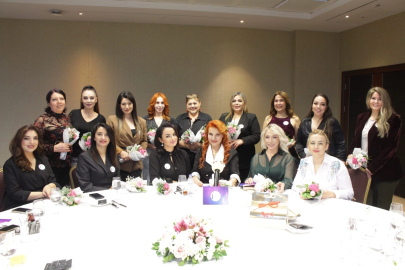 Kadın Liderler Kulübü Çığ Gibi Büyüyor