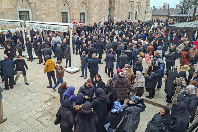 Bursa Milletvekili Özen'in acı günü! Ulu Cami'nin avlusu doldu taştı...