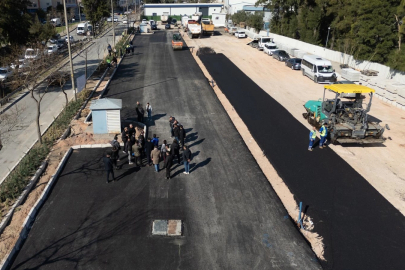 İzmir’in yollarında tam gaz asfalt seferberliği