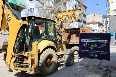 Bursa Gemlik'in köklü caddesinde önemli çalışma