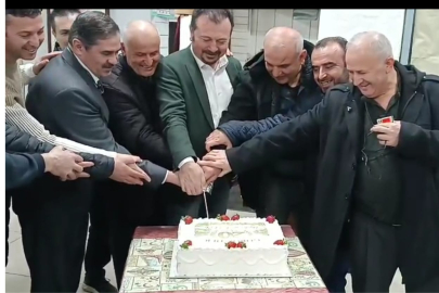 Göközder’den Anlamlı İftar: 20. Yıl Pastası Kesildi