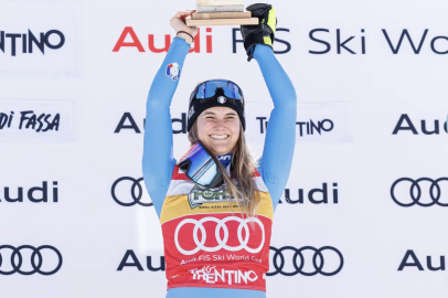 Laura Pirovano’dan Çifte Zafer: Downhill Dünya Kupası Liderliğine Yükseldi