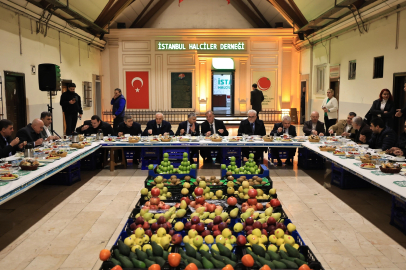 İBB Başkanvekili  Aslan, Hal Esnafı ile Sahurda Bir Araya Geldi 