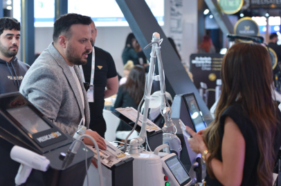 Yapay Zeka Destekli Zayıflama Robotu Türkiye’de İlk Kez Tanıtılacak