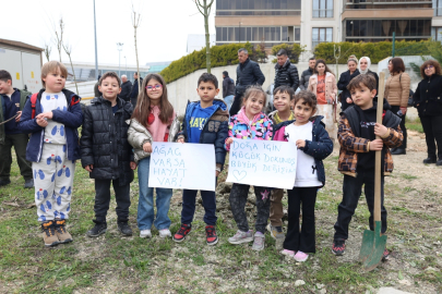 Minikler Doğa İçin Fidan Dikti