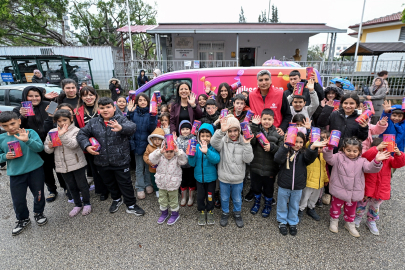 Mersin Büyükşehir’den 13 İlçede 60 Bin Çocuğa Bayram Hediyesi