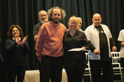 Kuşadası Tiyatro Günleri Başladı