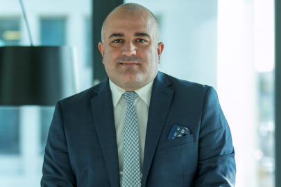 Finans sektöründeki CEO'lar, Zorluklara Rağmen Gelir, Kârlılık ve Verimlilik Artışı Konusunda İyimser