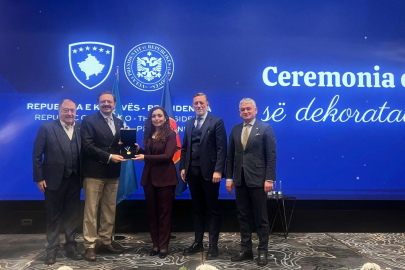 Rifat Hisarcıklıoğlu Kosova Cumhurbaşkanlığı Liyakat Madalyası