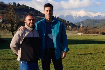 Ünlü oyuncu Kıvanç Kasabalı Keles Gököz Köyü'nü ziyaret etti