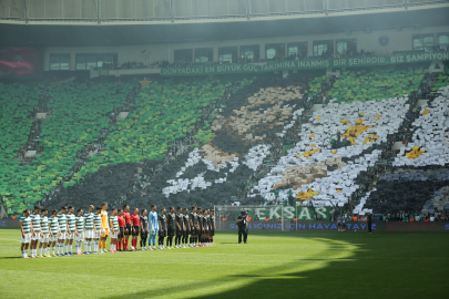 Bursaspor şampiyonluk için sahada! İLK YARI SONUCU BURSASPOR 1 - 0 SOMASPOR