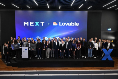 MEXT, Türkiye’de Yapay Zekâyı Gençler İçin Erişilebilir Hale Getiriyor