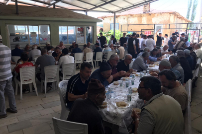 Geleneksel Gököz Köyü Aşure ve Gözleme Hayrına Yoğun Katılım