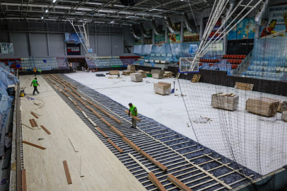 İzmir'de Celal Atik Spor Salonu FIBA Standartlarına Kavuşuyor