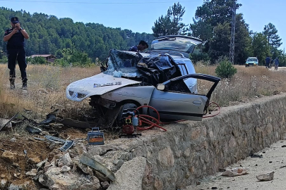 Keles'te Feci Kaza: Karı Koca Hayatını Kaybetti