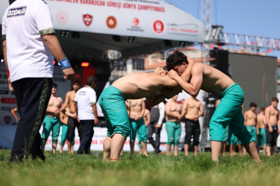 Ankara Keçiören’de genç pehlivanlar er meydanında buluştu