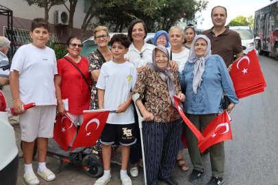 Karabağlar 30 Ağustos'ta Türk bayraklarıyla donatıldı