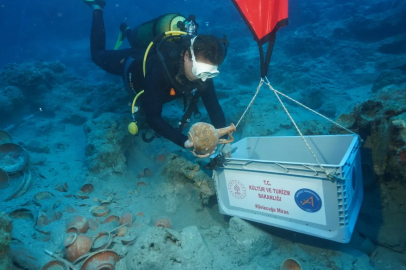 Akdeniz’den 2.100 Yıllık Sofra Takımı Çıktı