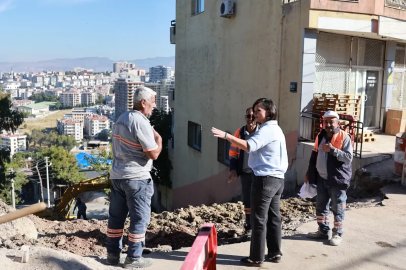 Karabağlar'da Başkan Kınay 58 Mahallede Sahada
