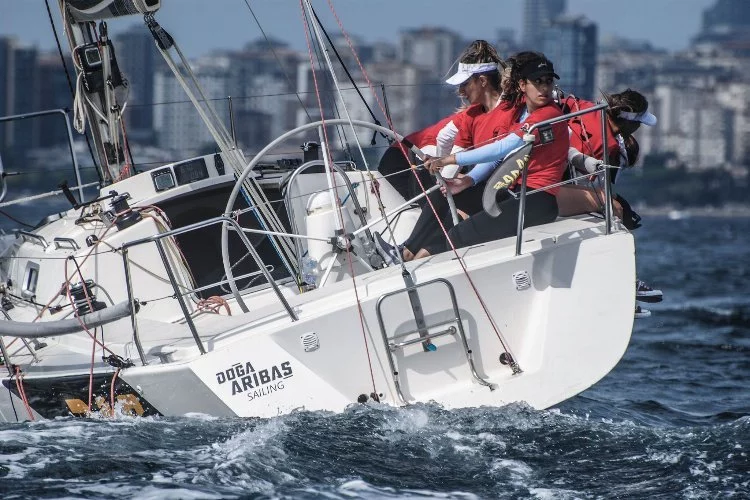 Eker Sailing Team, '8. Deniz Kızı'nın birincisi oldu